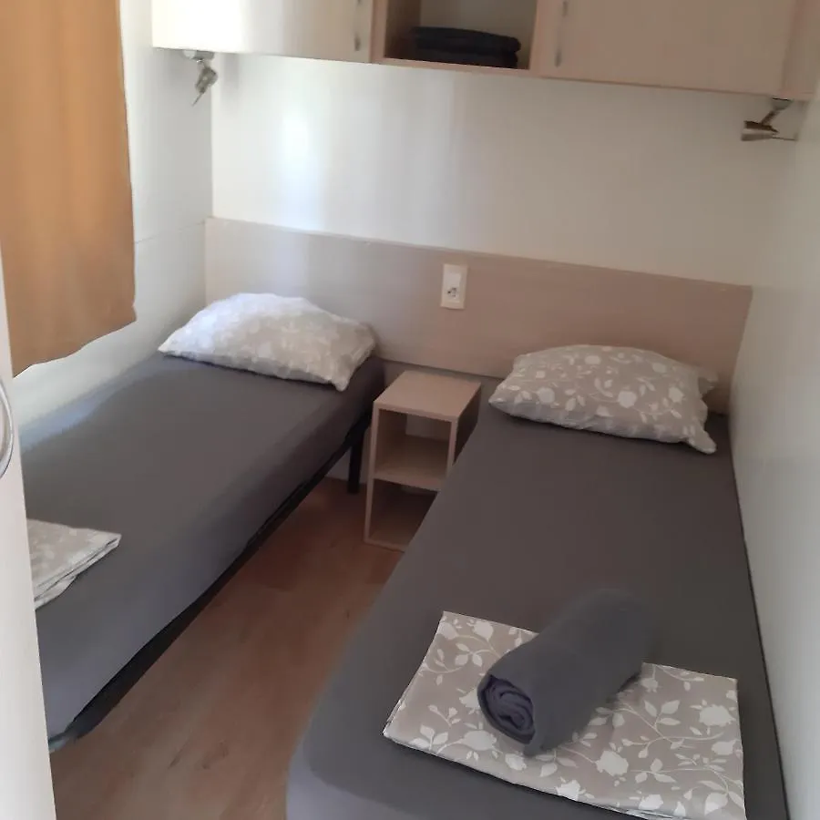 Hotel Grand Veles Camp Banjole 3*,  Chorvatsko
